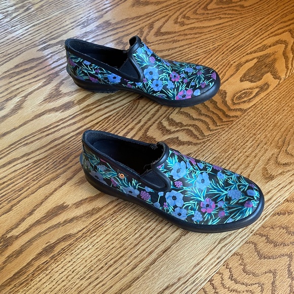 Bogs Waterproof Shoes - Fit Like Size 10 Womens - Picture 3 of 8